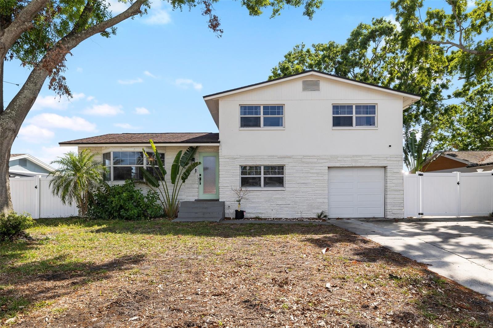 10716 Donbrese Ave Property Photo 1