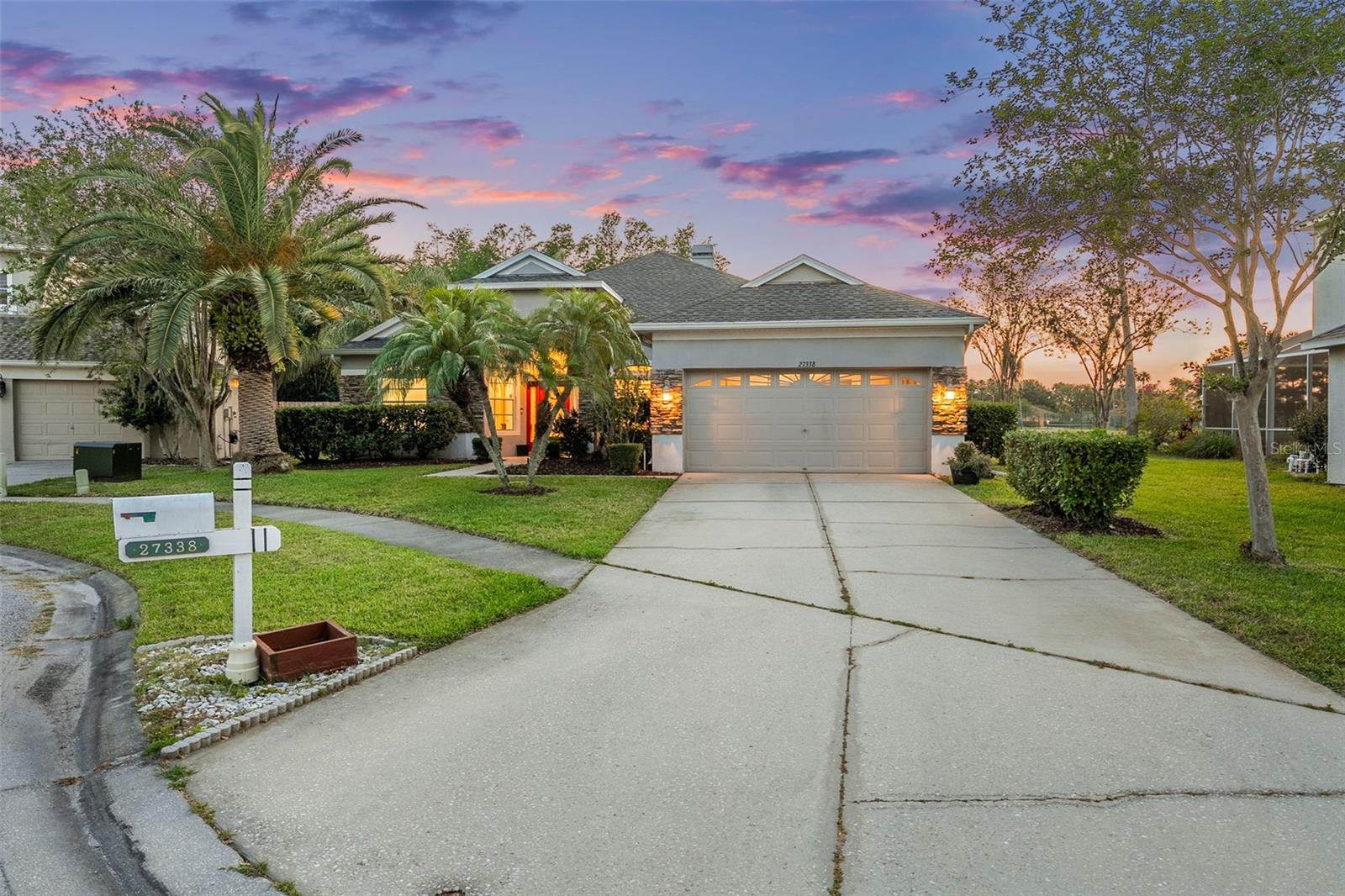 27338 Hollybrook Trl Property Photo 4