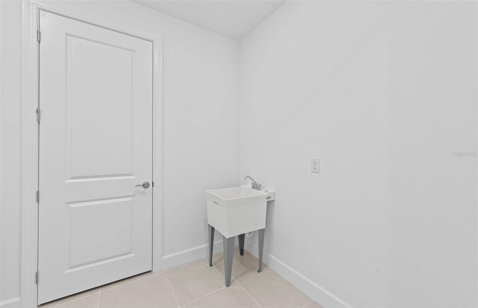 17206 Luminous Ave Property Photo 34