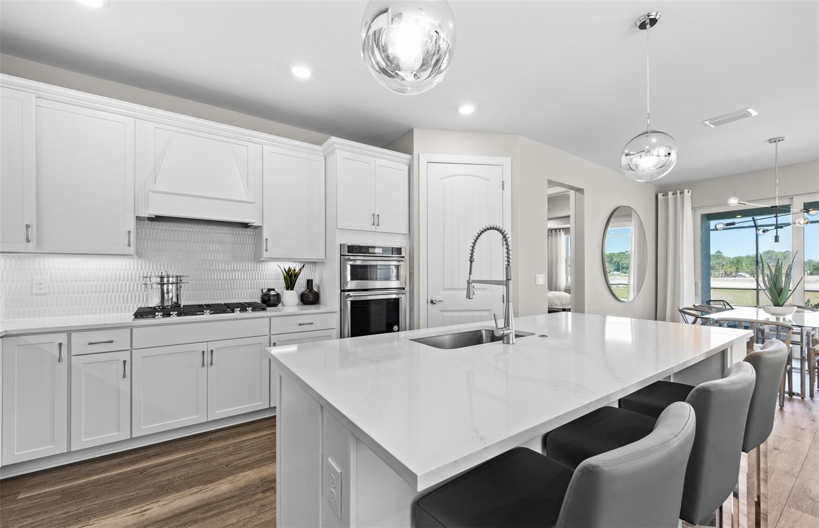 17085 Moonflower Dr Property Photo 5