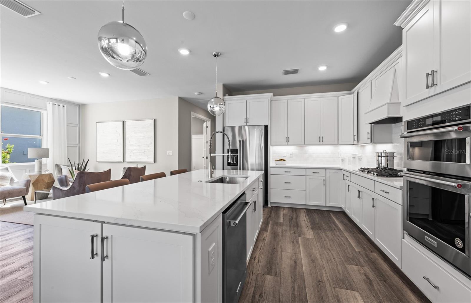 17085 Moonflower Dr Property Photo 8