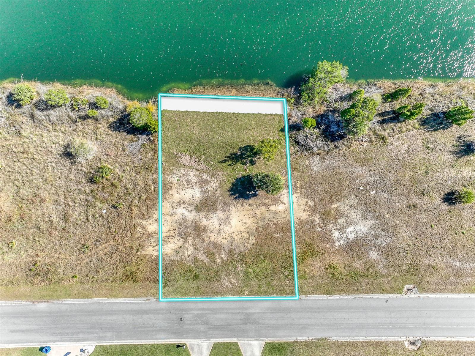 3266 Lugustrum Dr Property Photo 5