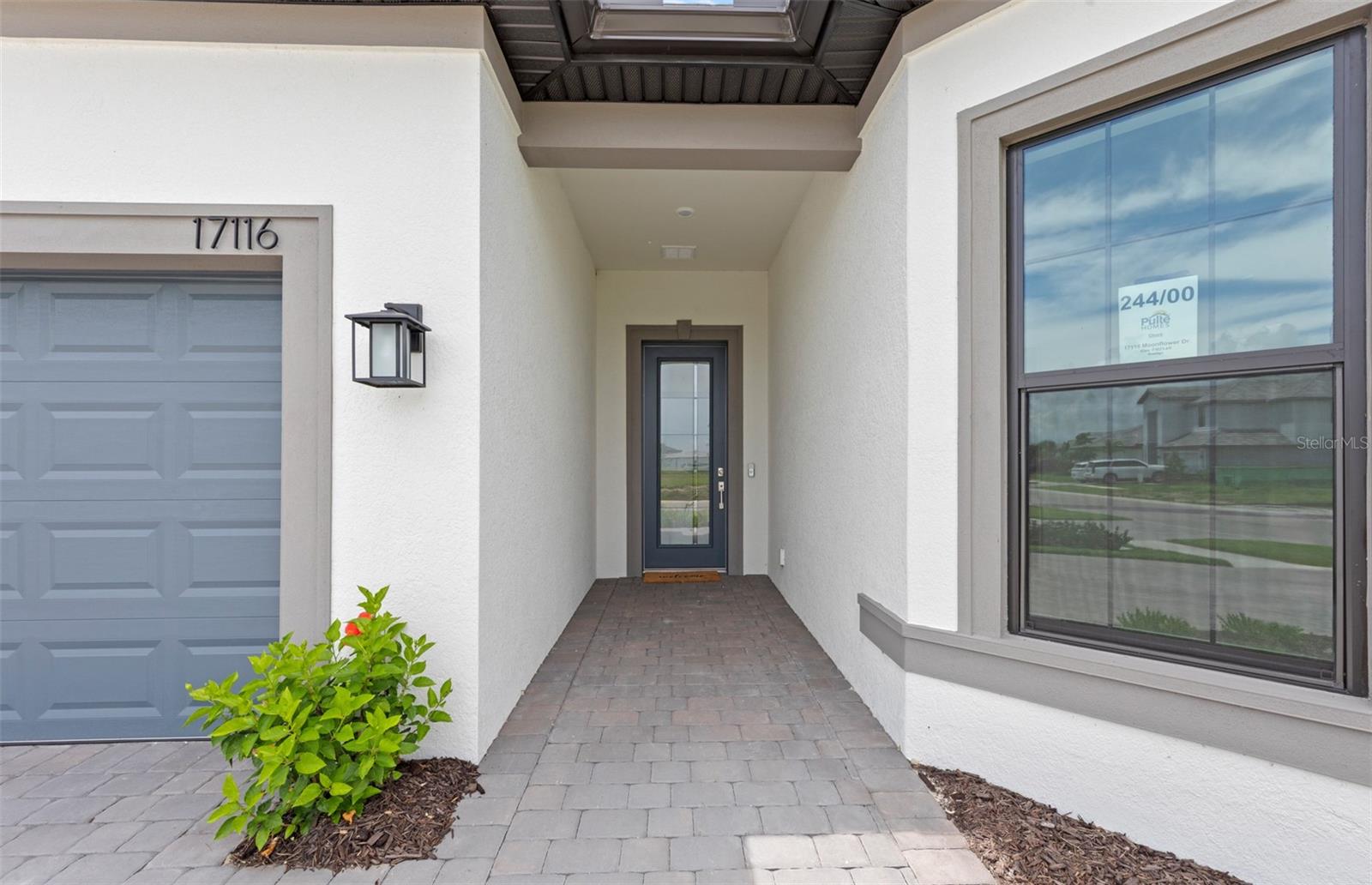 17116 Moonflower Dr Property Photo 4