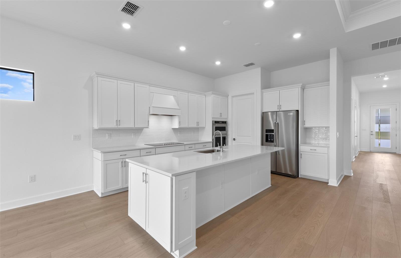 17116 Moonflower Dr Property Photo 5