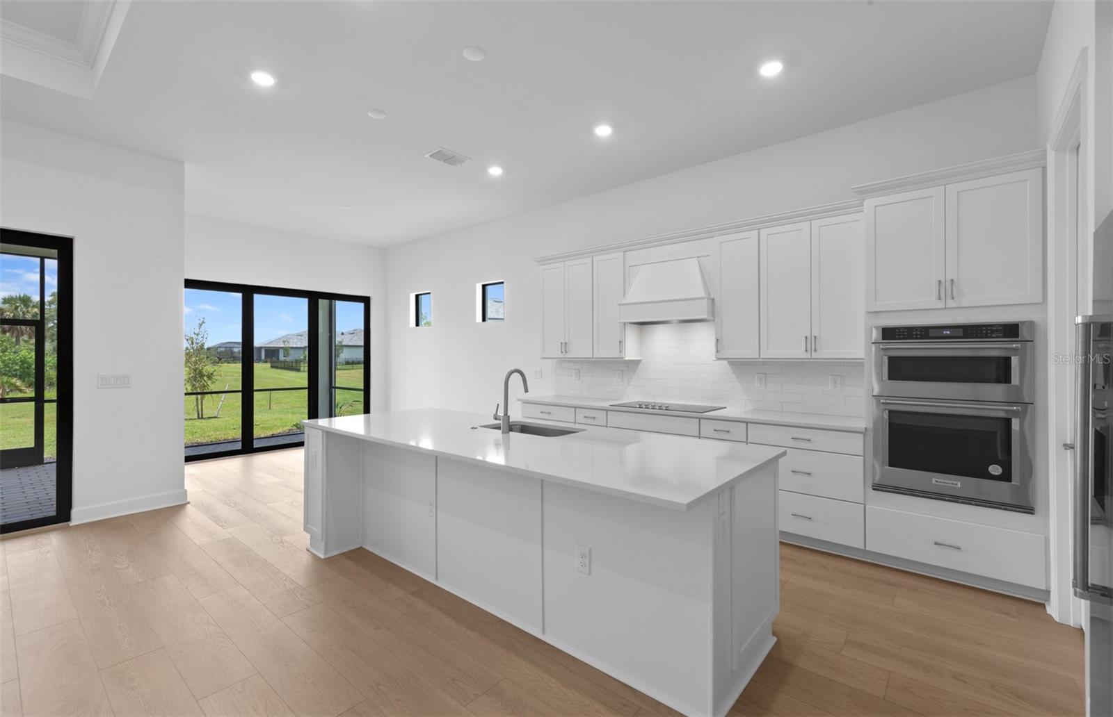 17116 Moonflower Dr Property Photo 8