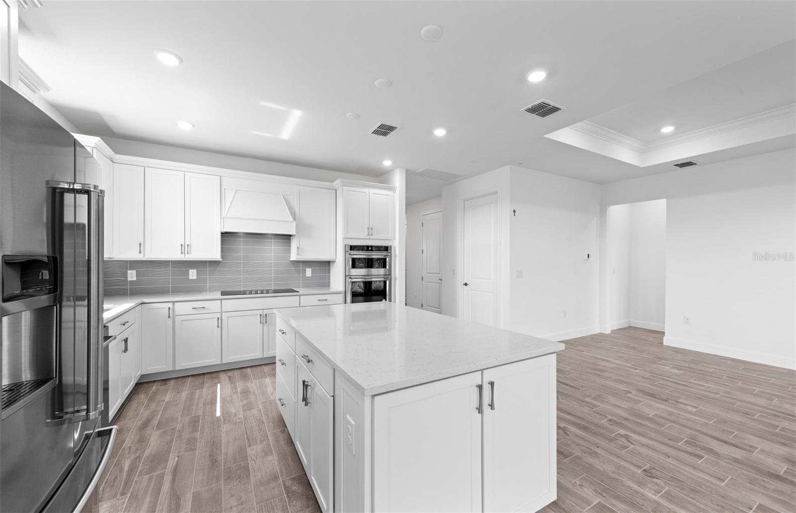 17093 Moonflower Dr Property Photo 8