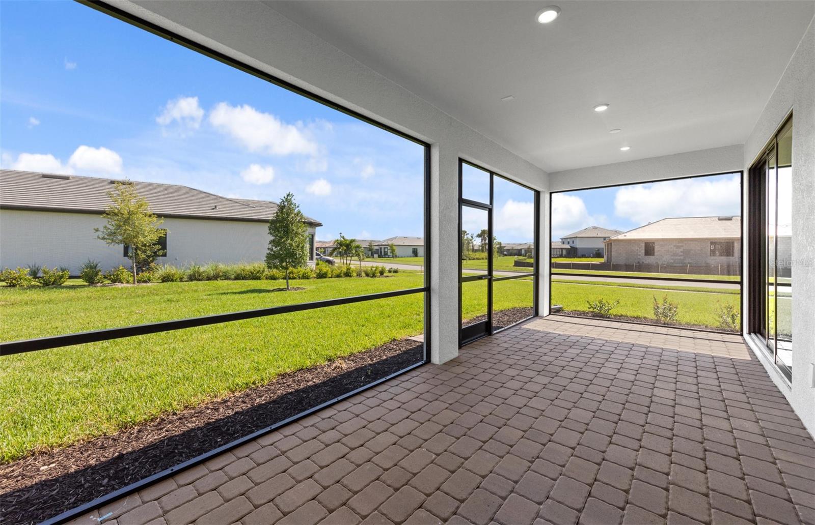 17093 Moonflower Dr Property Photo 30
