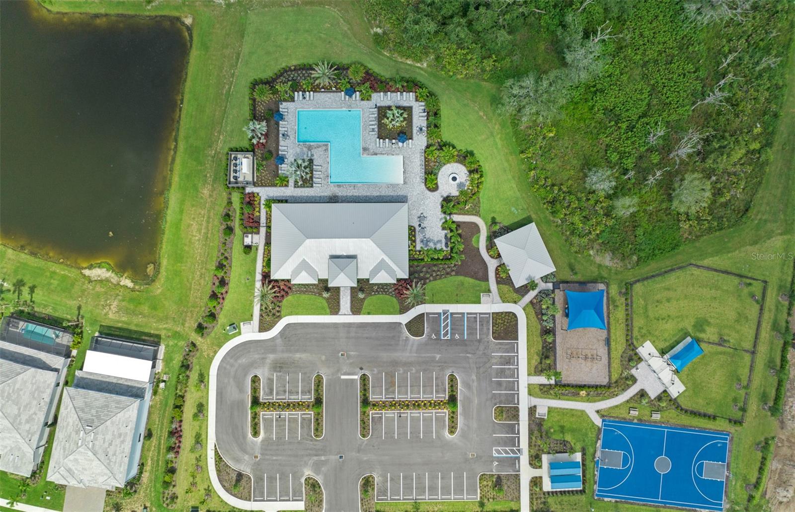 16415 Sapphire Point Dr Property Photo 45