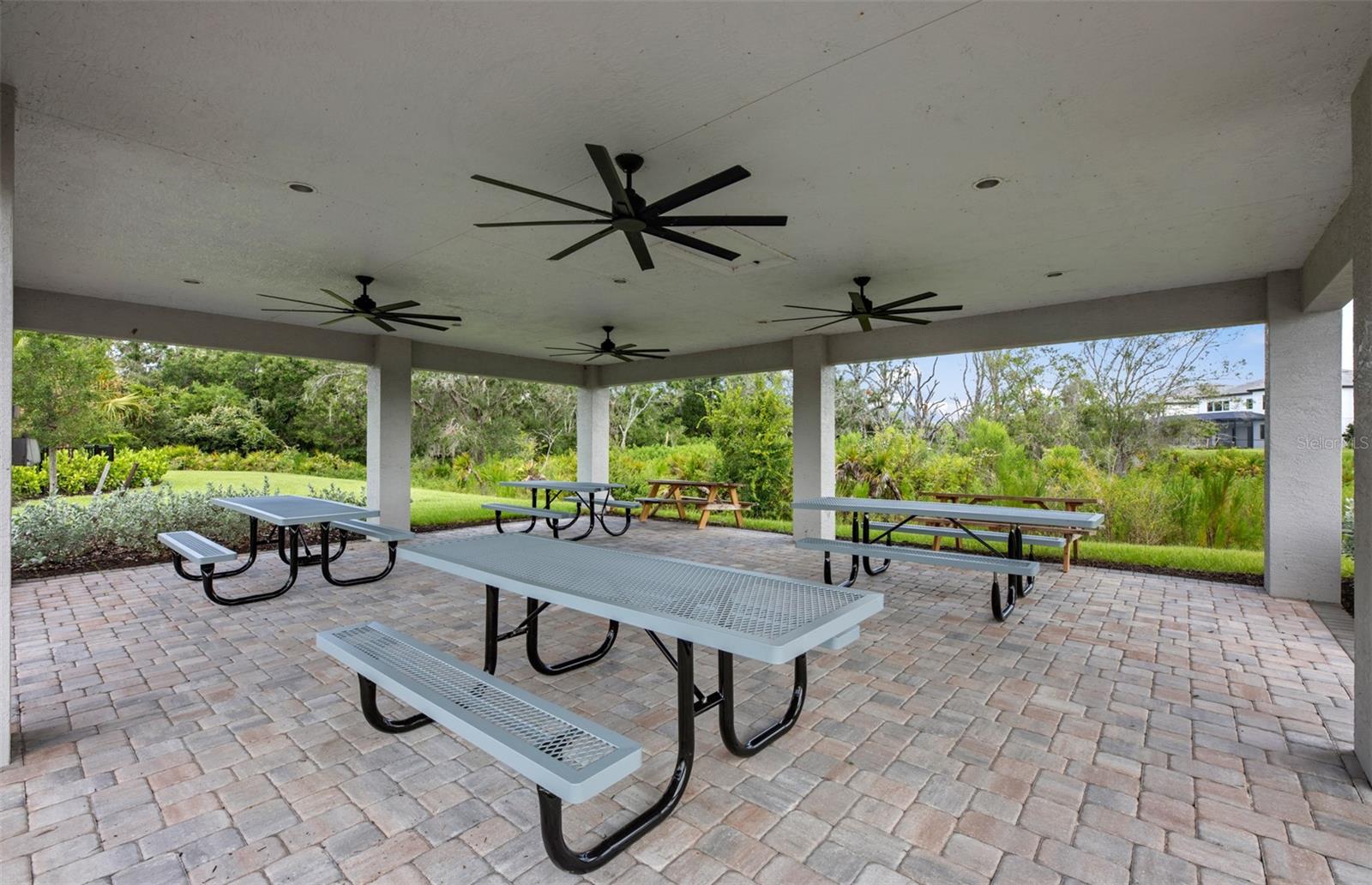 16415 Sapphire Point Dr Property Photo 53