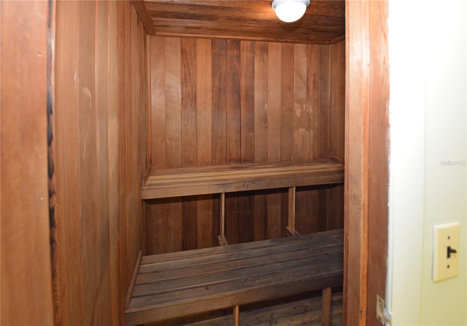 1 Key Capri #303e Property Photo 27