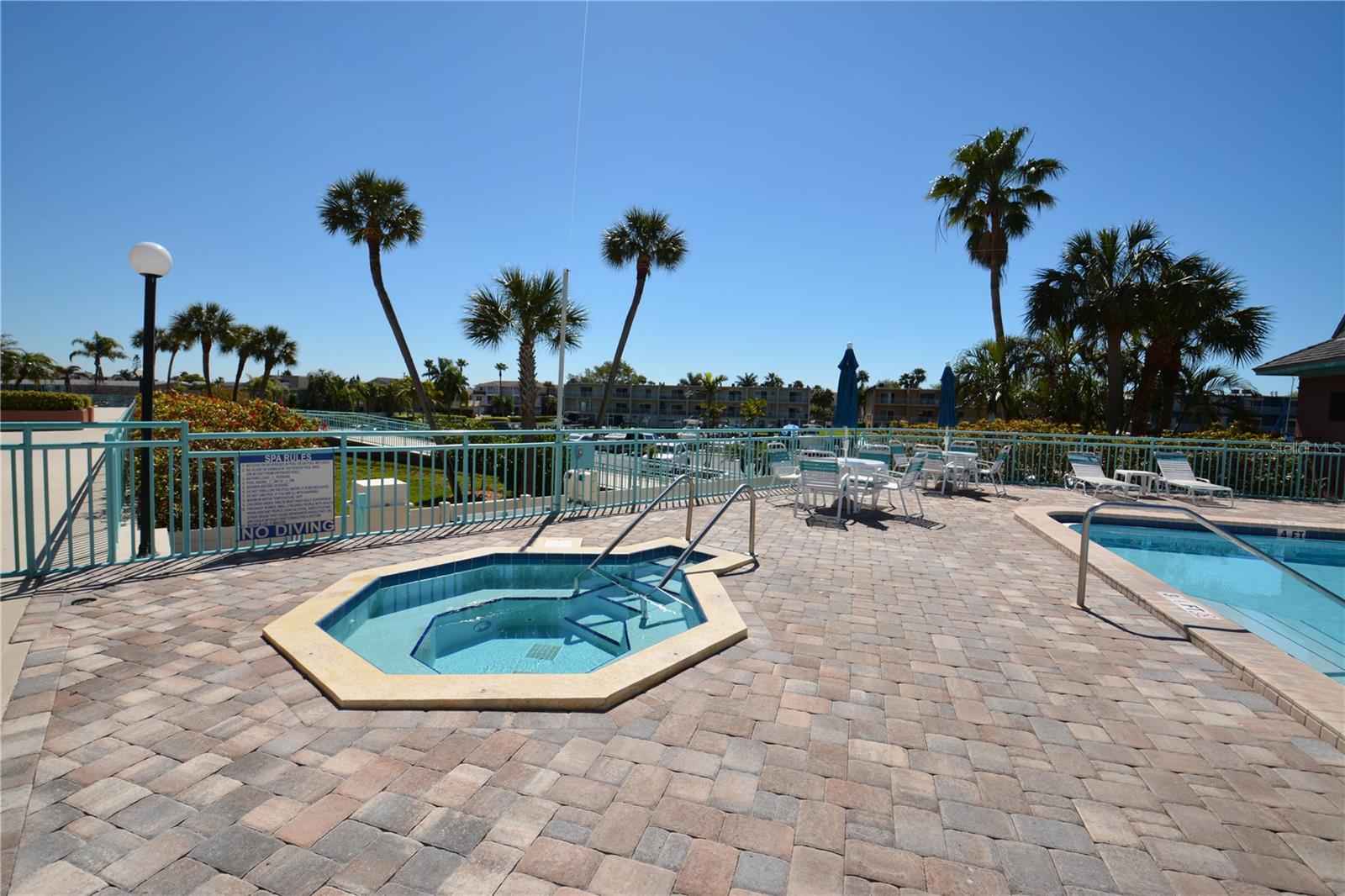 1 Key Capri #303e Property Photo 31