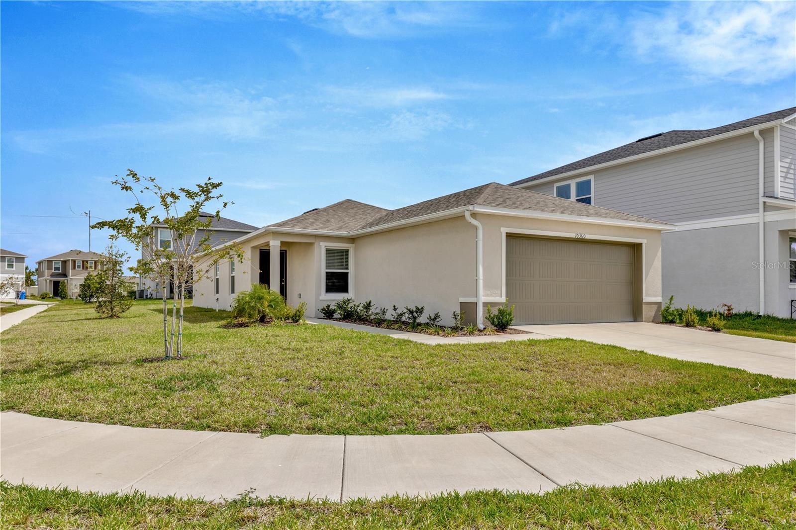 10360 HONEYSUCKLE VINE CIR Property Photo 1