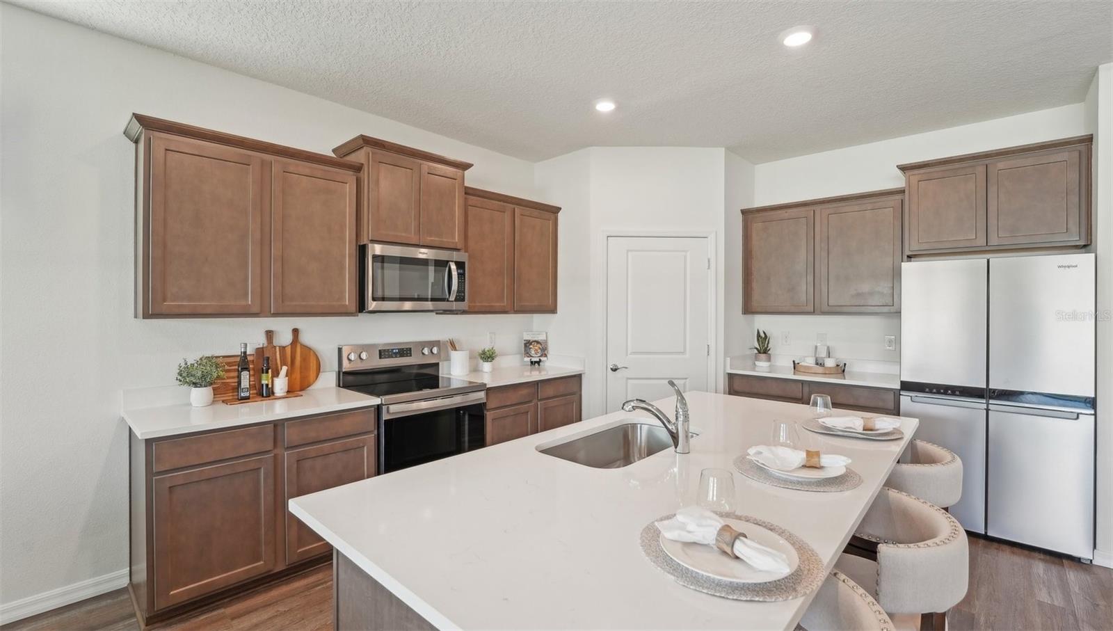 7783 Wheat Stone Dr Property Photo 12