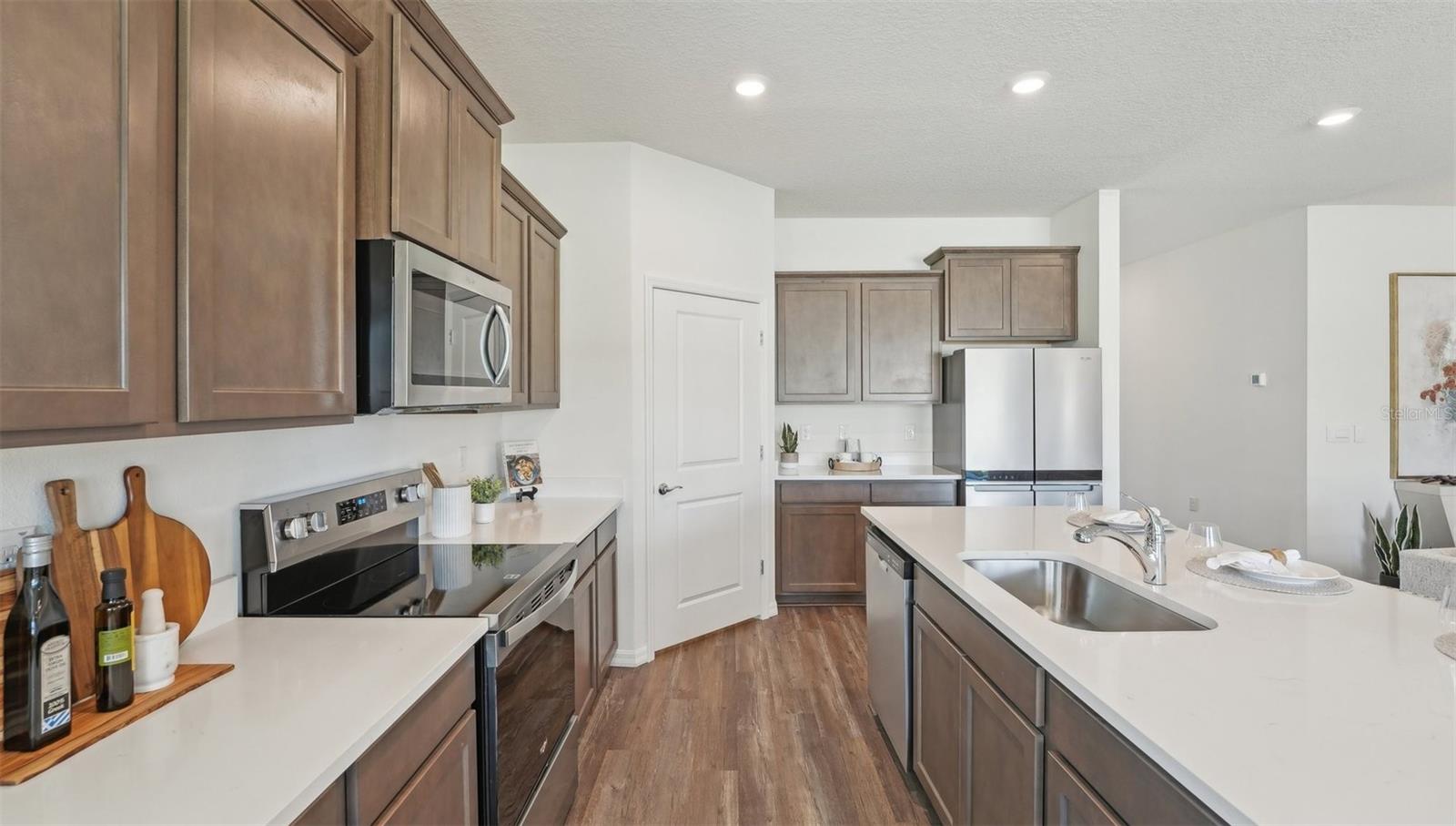 7783 Wheat Stone Dr Property Photo 13