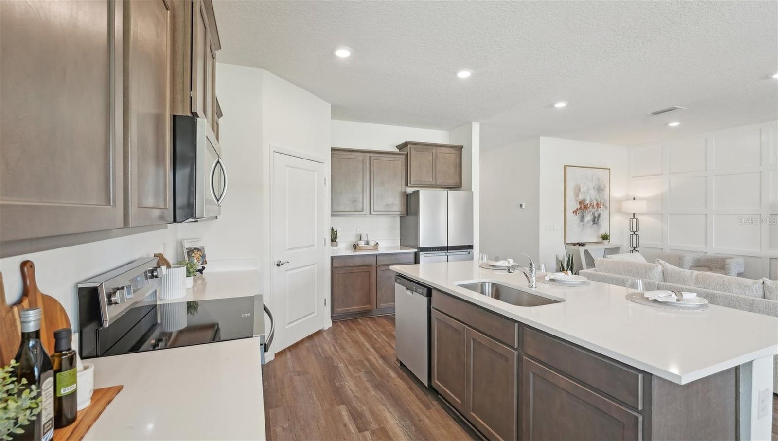 7783 Wheat Stone Dr Property Photo 14
