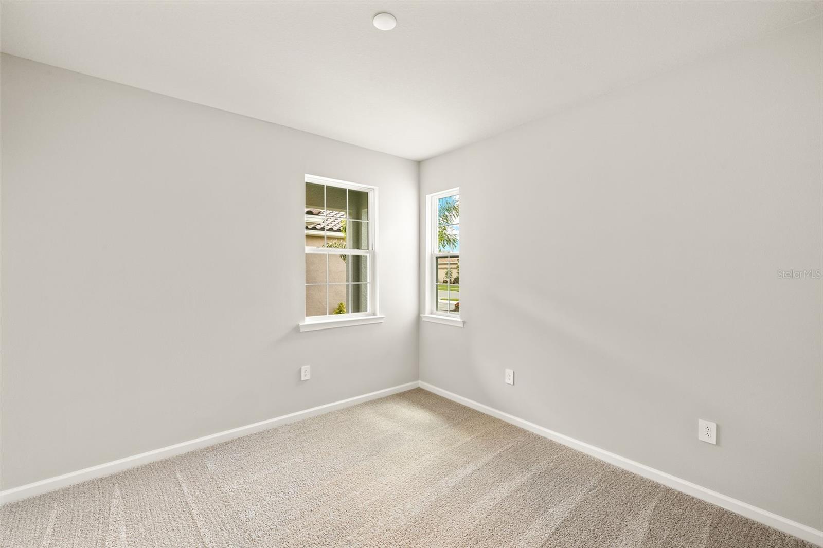 20423 Symphony Pl Property Photo 15