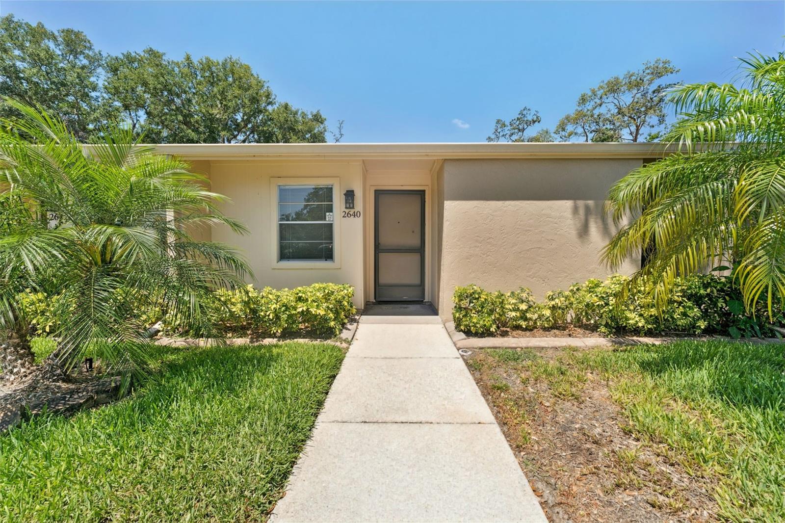 2640 WOODGATE LN #F6 Property Photo 1