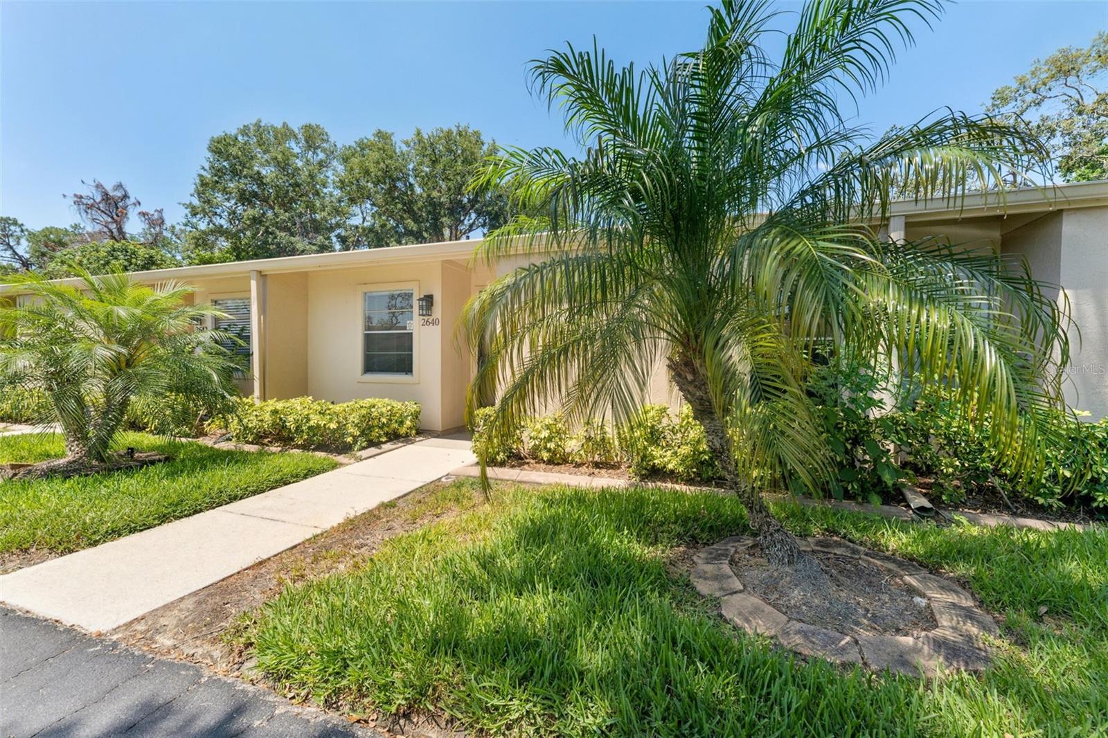 2640 Woodgate Ln #f6 Property Photo 4
