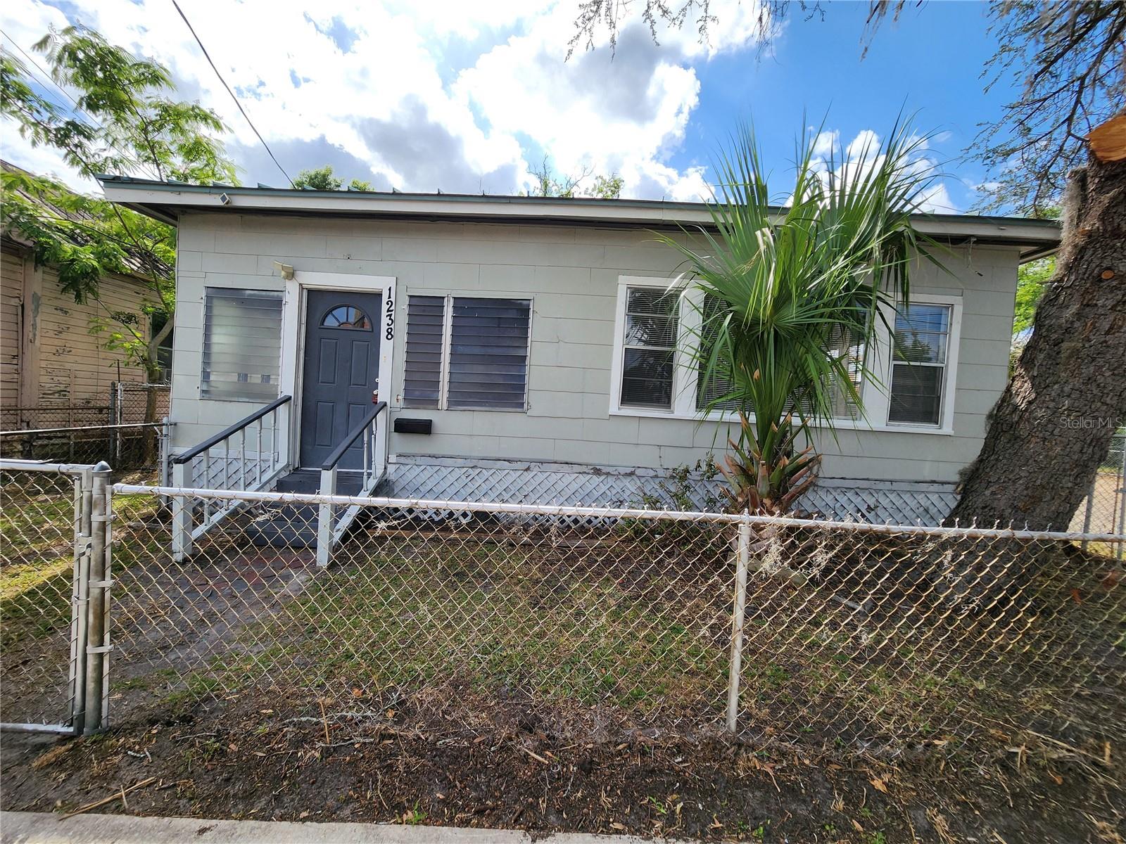 1238 Cleveland St Property Photo 1
