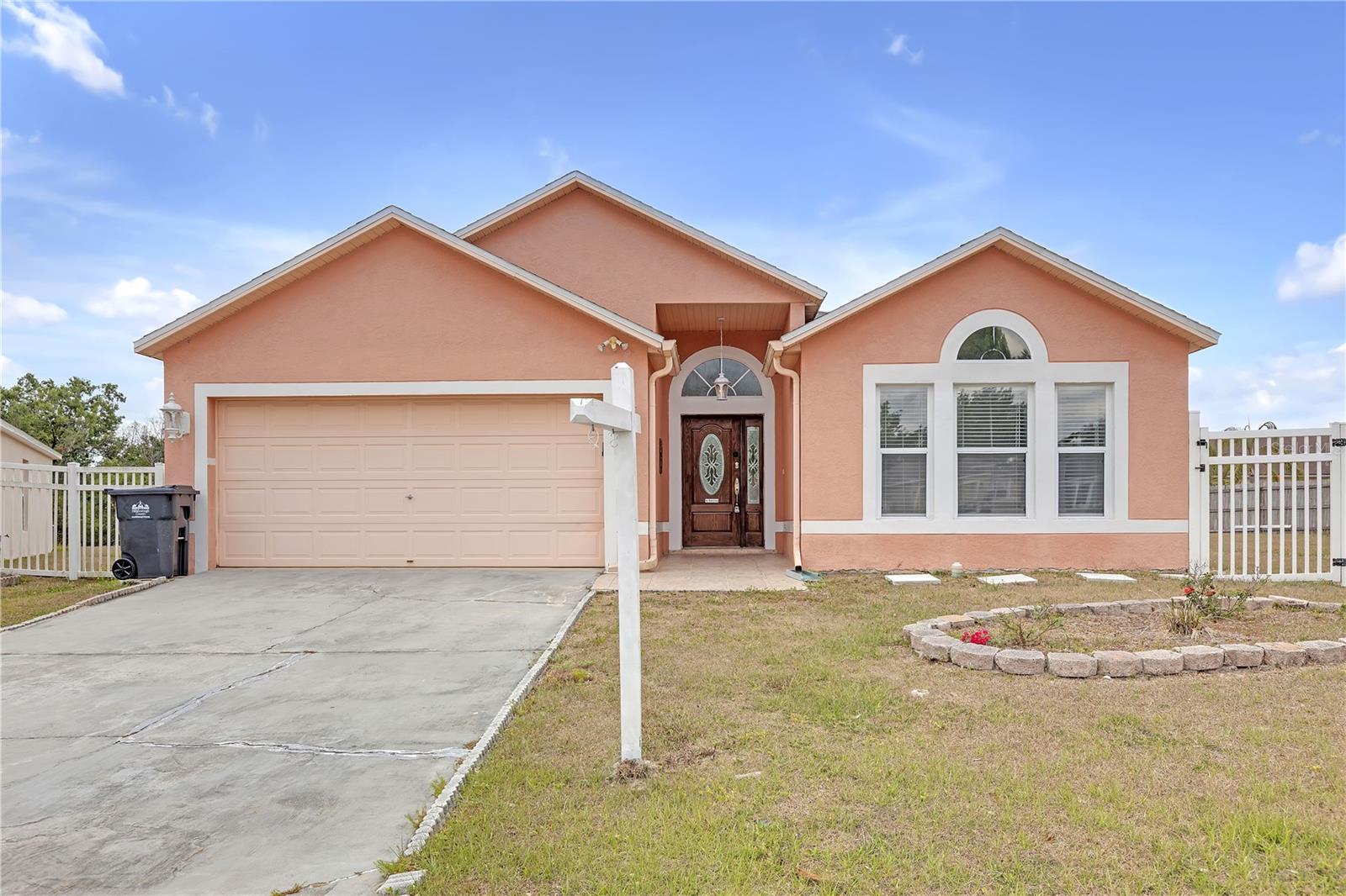 4617 Horseshoe Pick Ln Property Photo