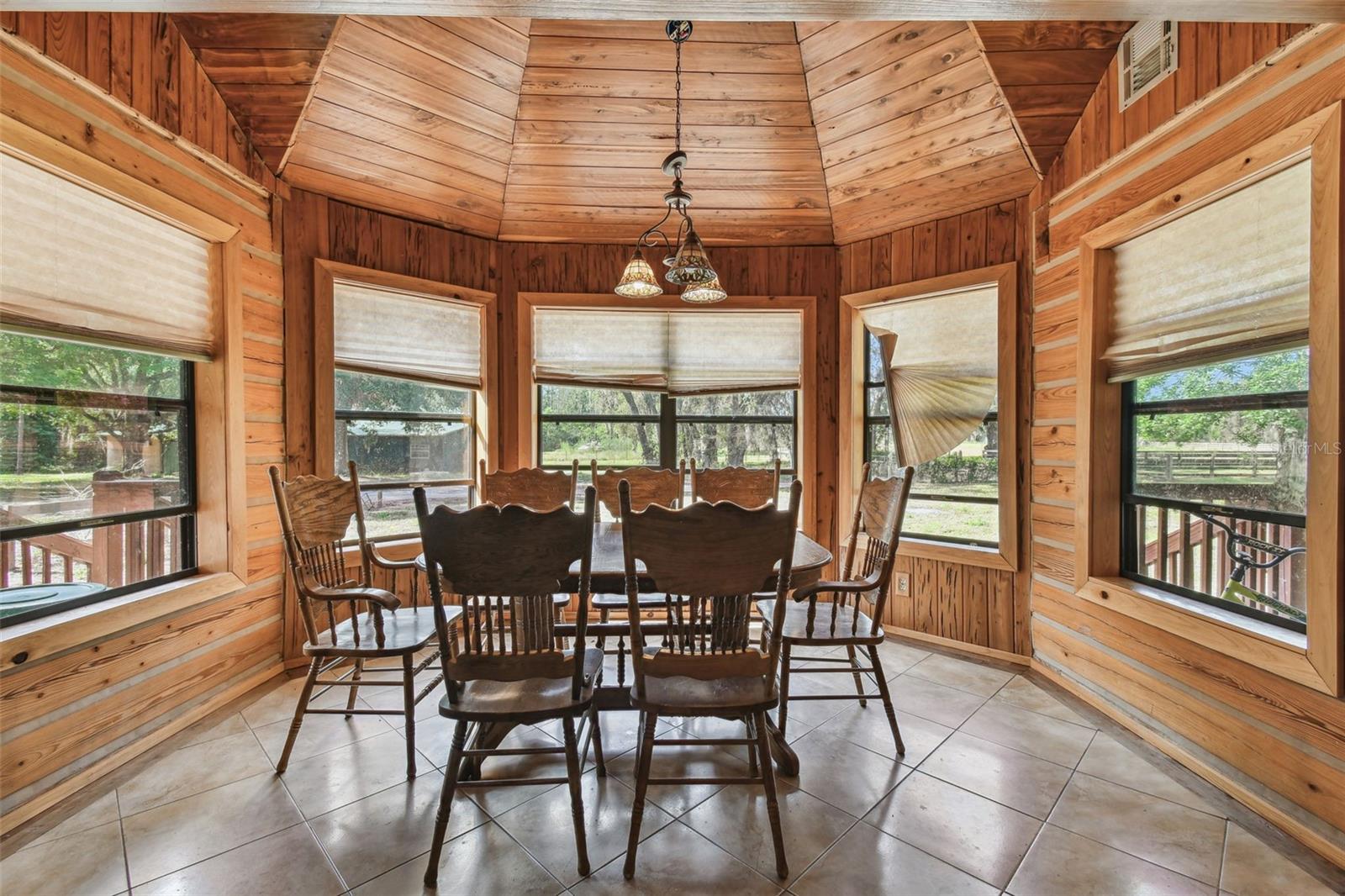 19708 Bower Rd Property Photo 10