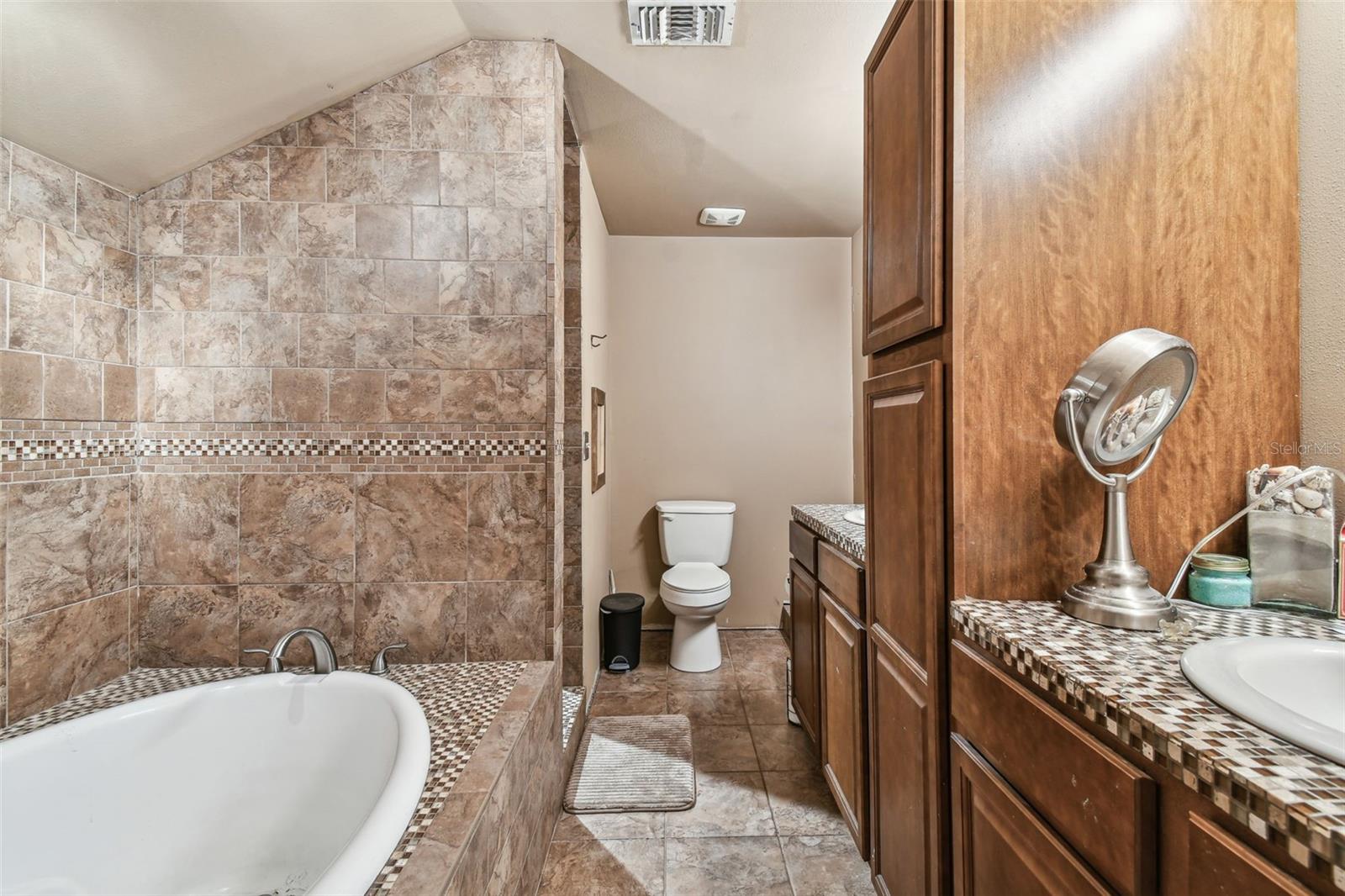 19708 Bower Rd Property Photo 63