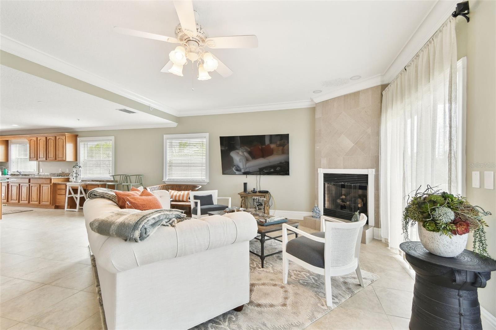 16033 Gulf Blvd Property Photo 7