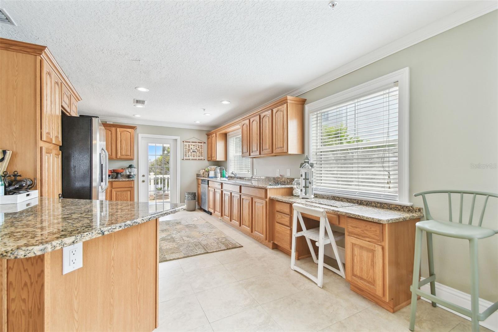 16033 Gulf Blvd Property Photo 17