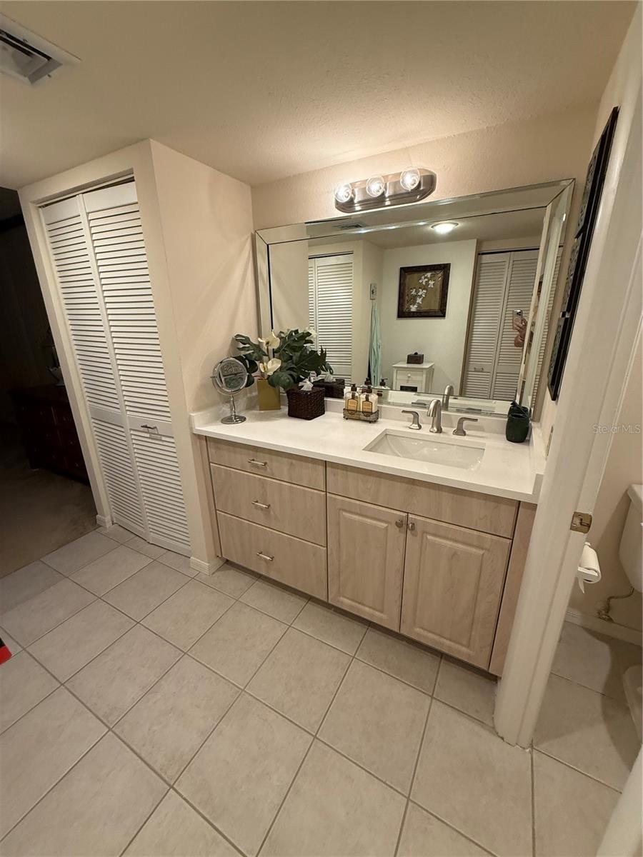 1 Key Capri #502e Property Photo 21