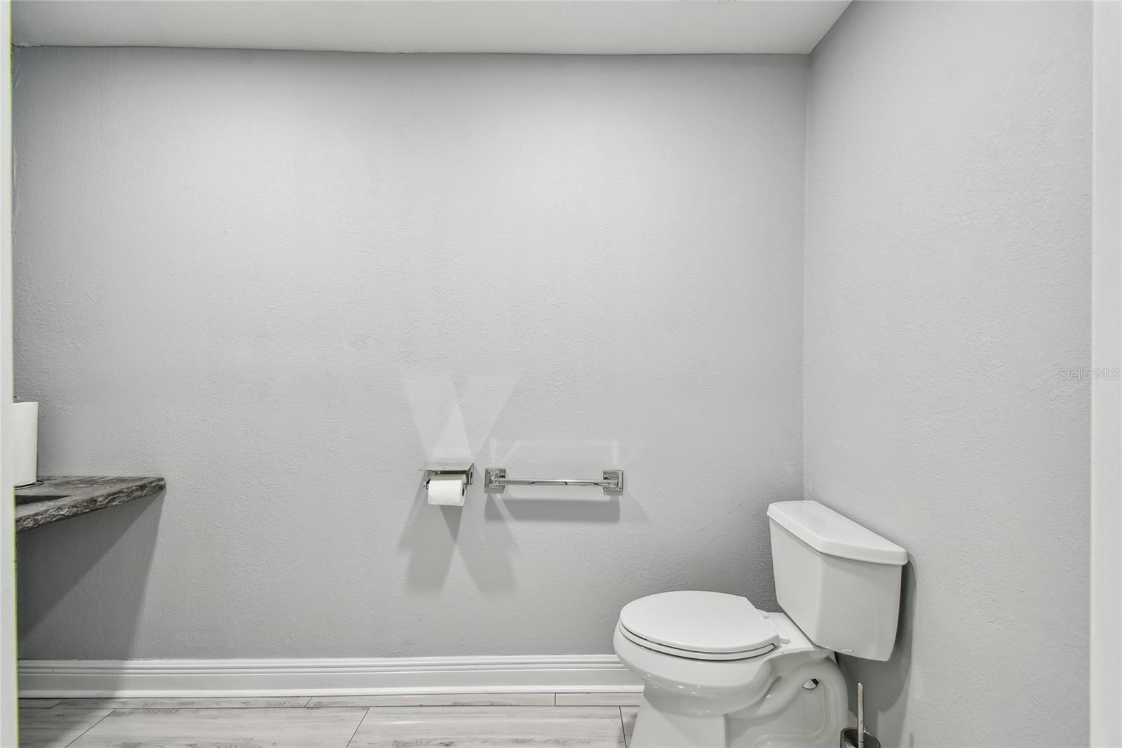 21859 State Road 54 Property Photo 24