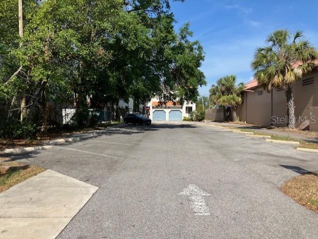 103 S Howard Ave Property Photo 1