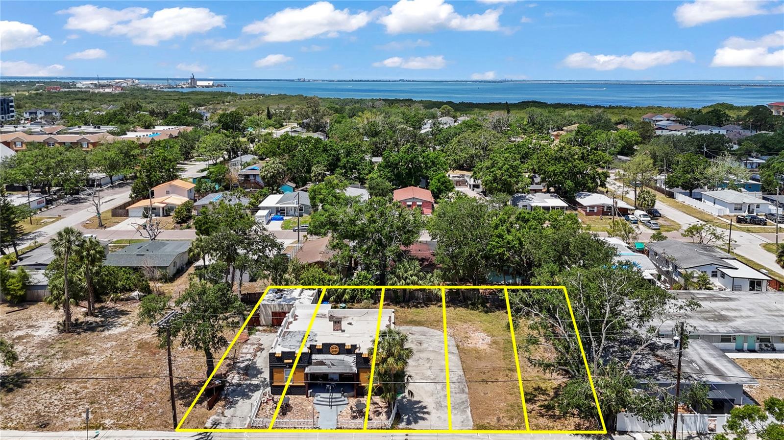 6719 S West Shore Blvd Property Photo 2