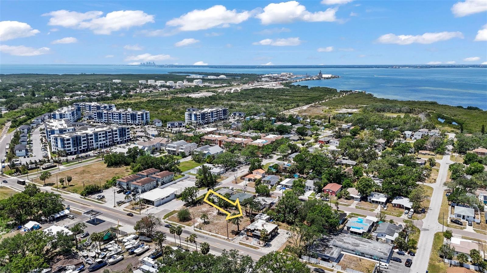6719 S West Shore Blvd Property Photo 8