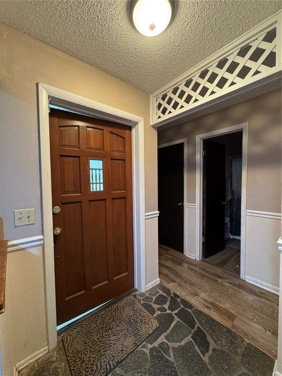1703 N Taylor Rd Property Photo 11