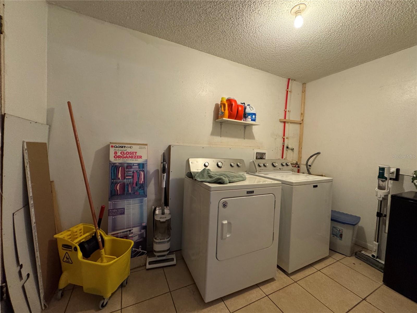 1703 N Taylor Rd Property Photo 32