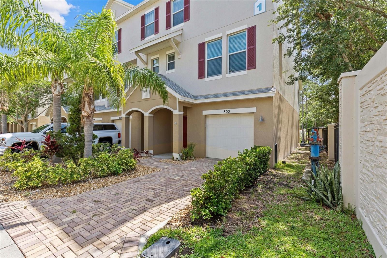 800 Callista Cay Loop Property Photo 2