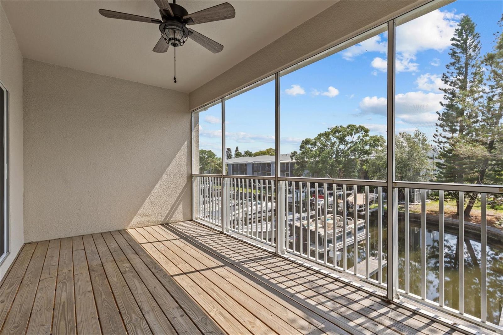 800 Callista Cay Loop Property Photo 10