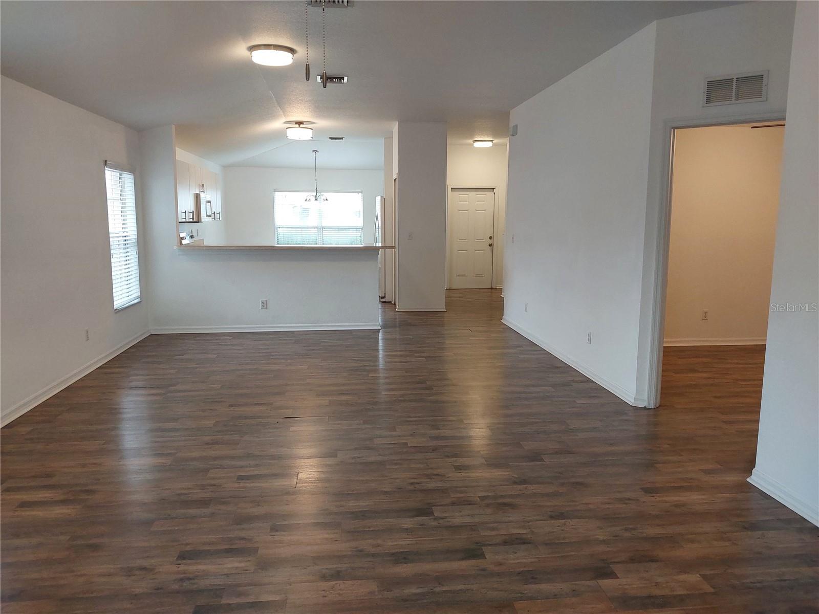 557 Windermere Dr Property Photo 9