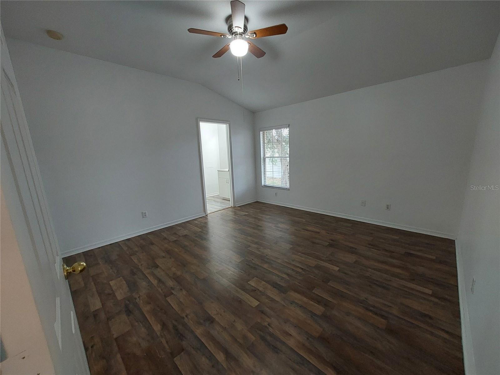 557 Windermere Dr Property Photo 14