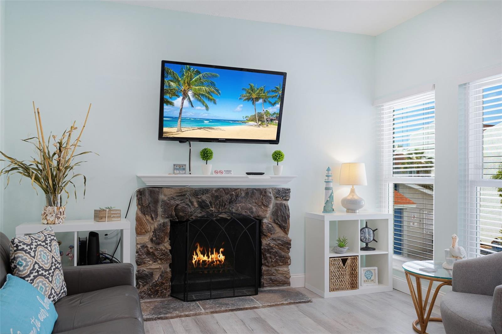 337 Rex Pl #g Property Photo 6