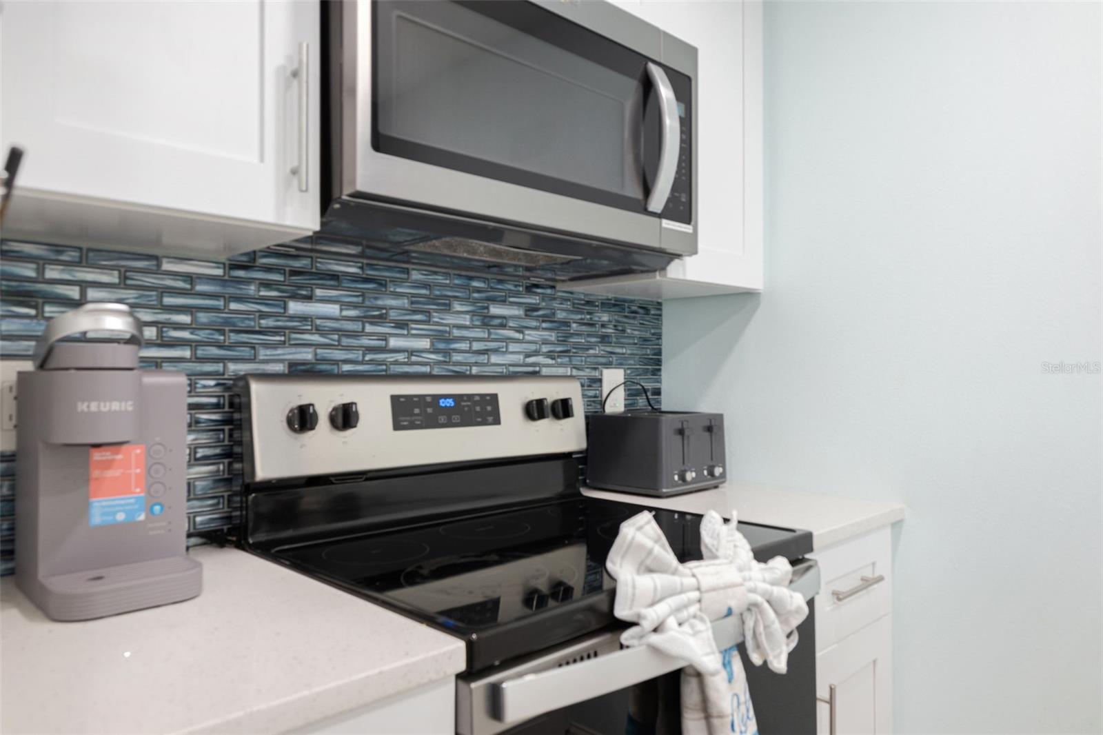 337 Rex Pl #g Property Photo 11