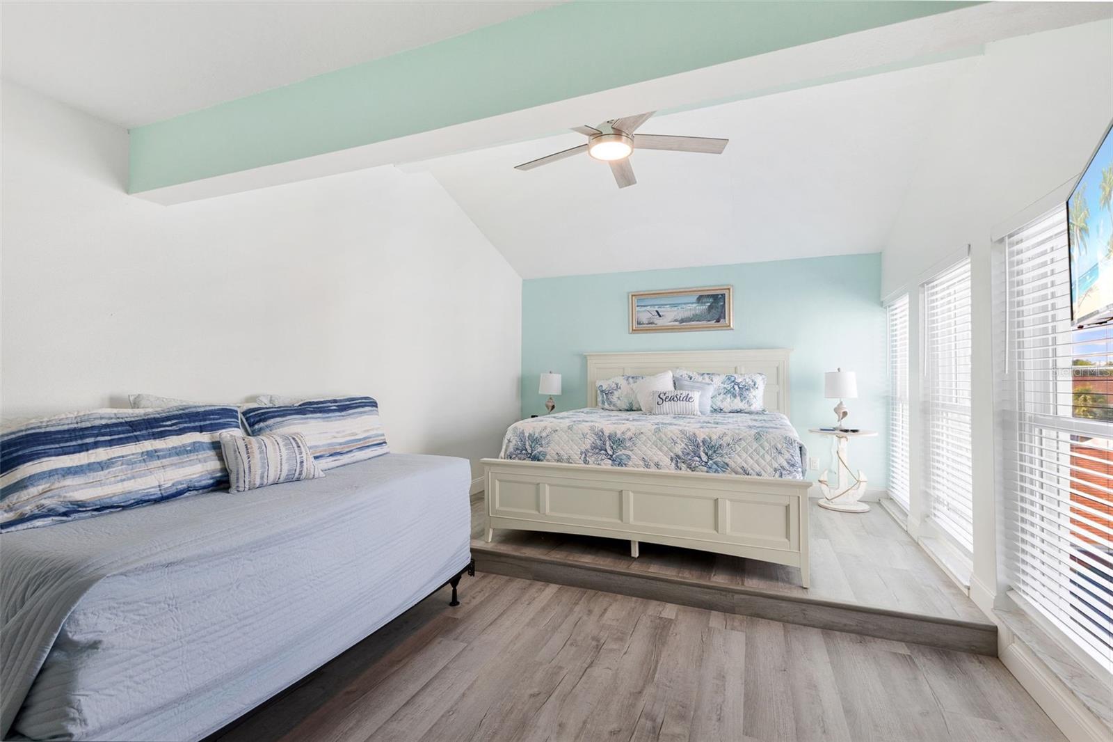 337 Rex Pl #g Property Photo 26