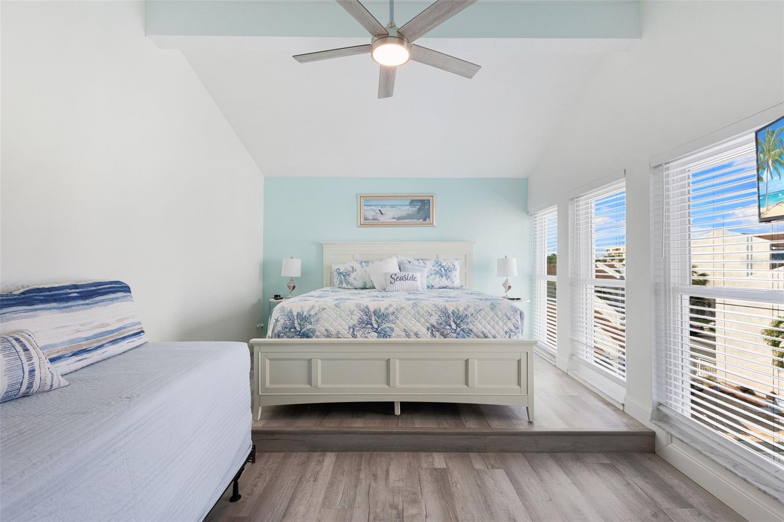337 Rex Pl #g Property Photo 27