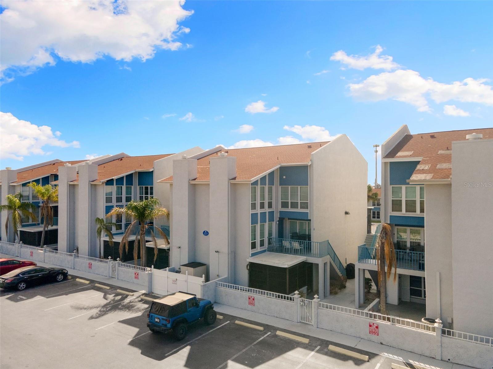 337 Rex Pl #g Property Photo 40
