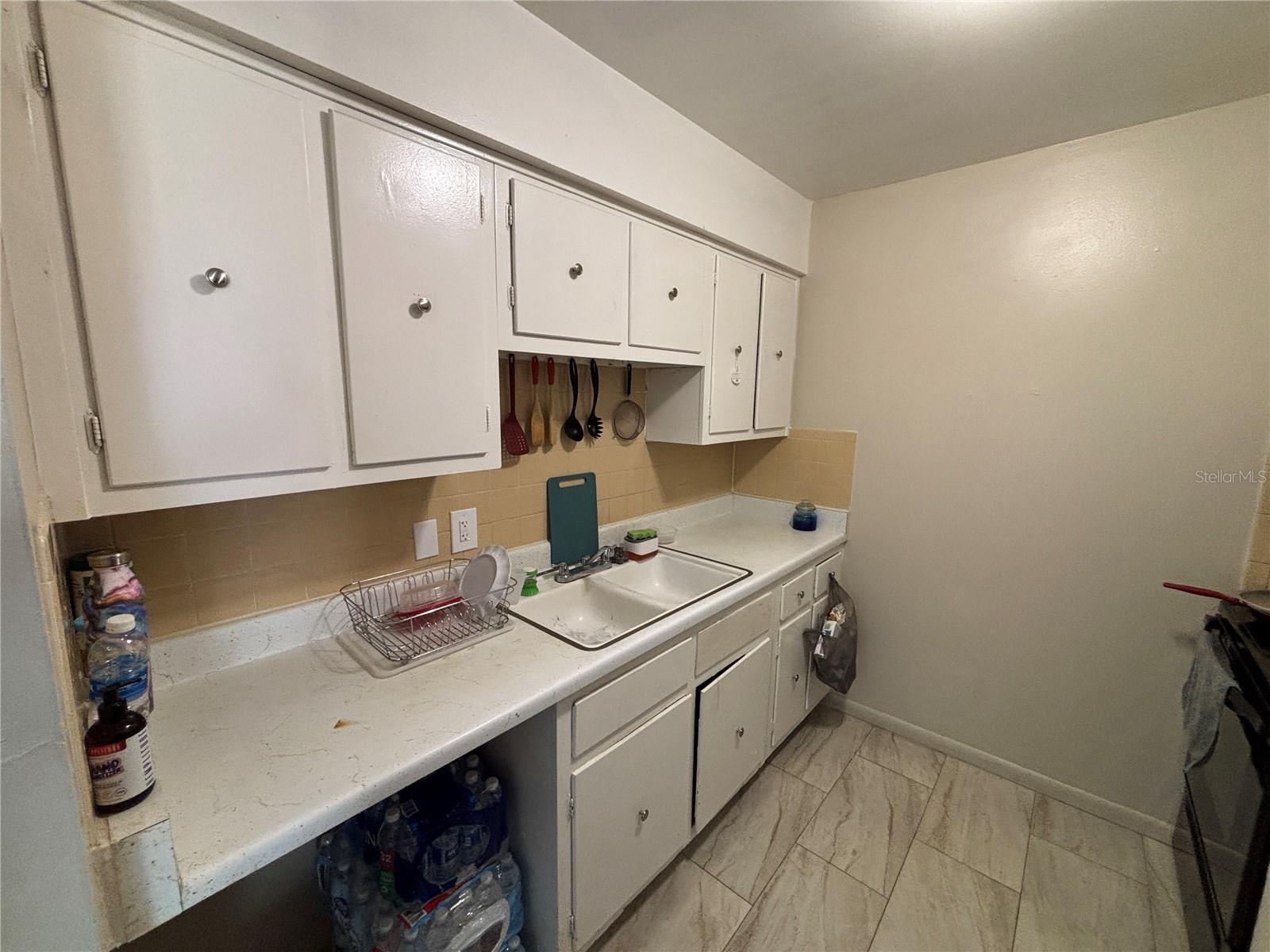 5901 E Gibson Ave Property Photo 9