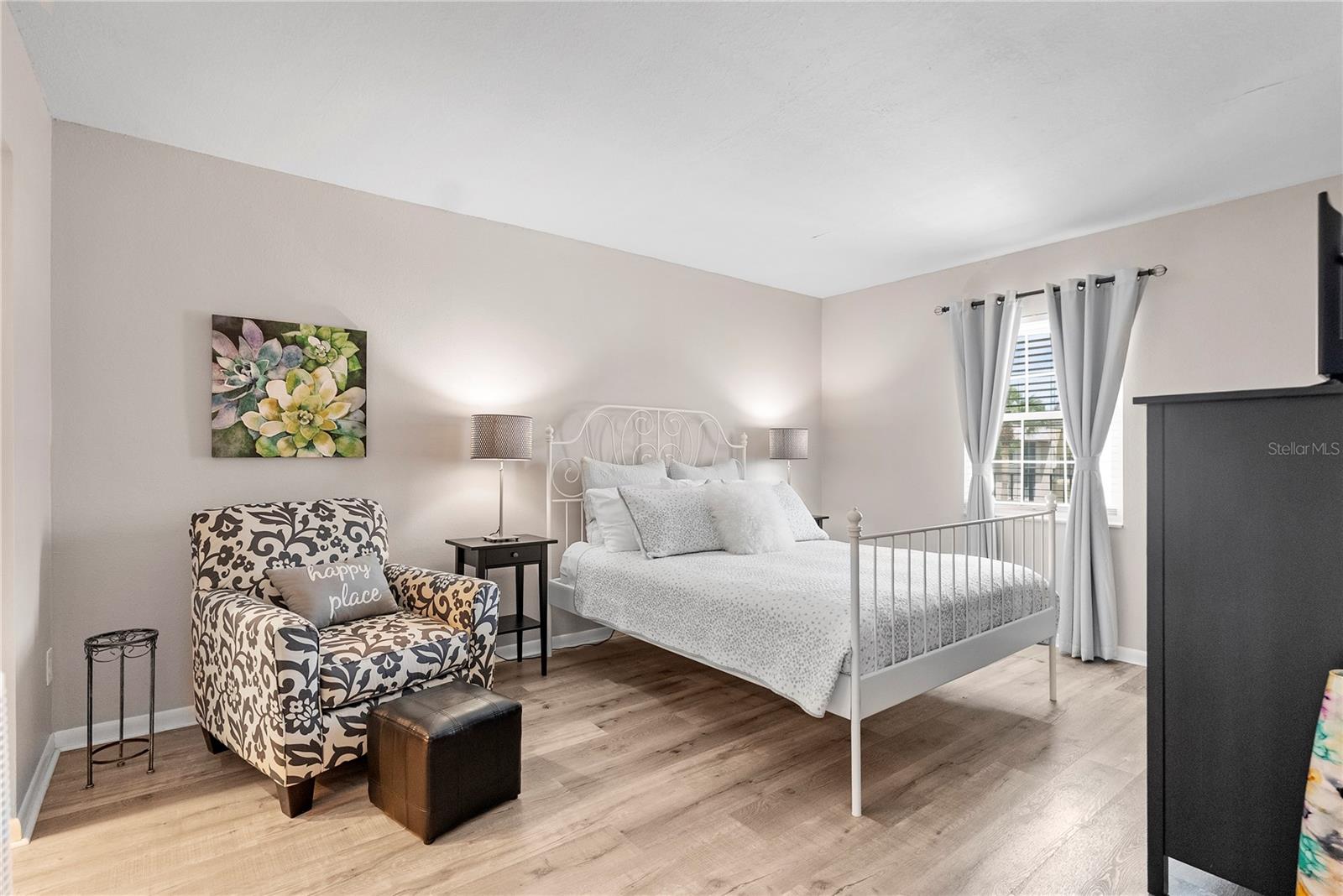 8703 Bardmoor Blvd #305 Property Photo 17