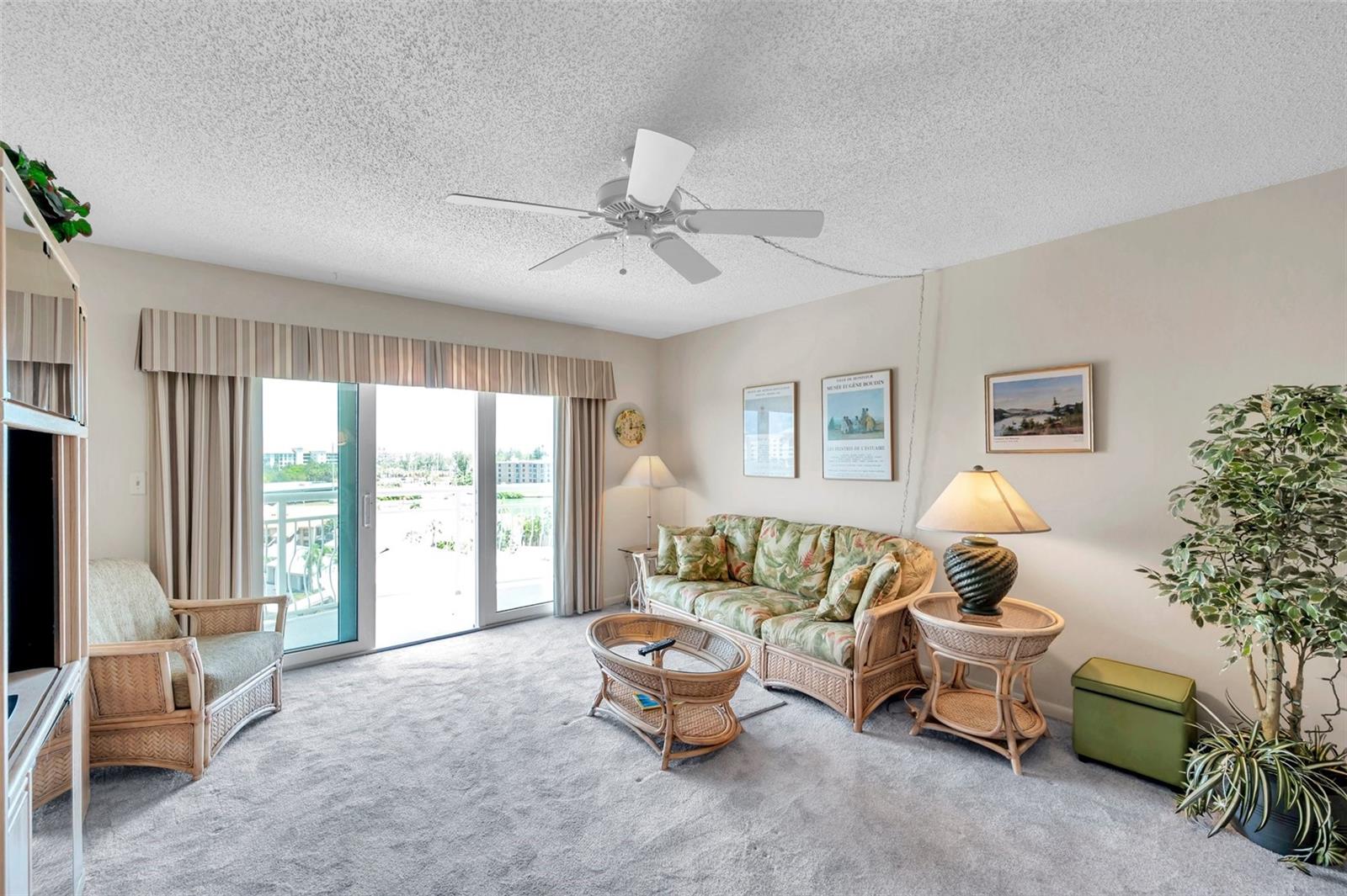 4900 Brittany Dr S #805 Property Photo 10