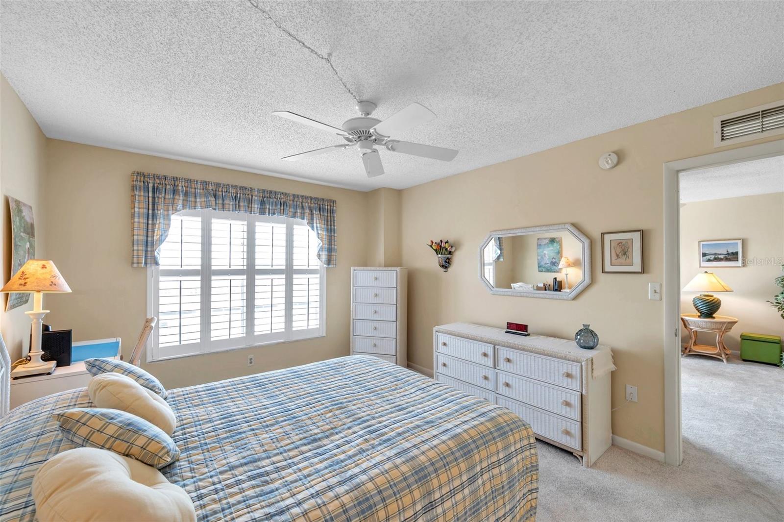 4900 Brittany Dr S #805 Property Photo 18