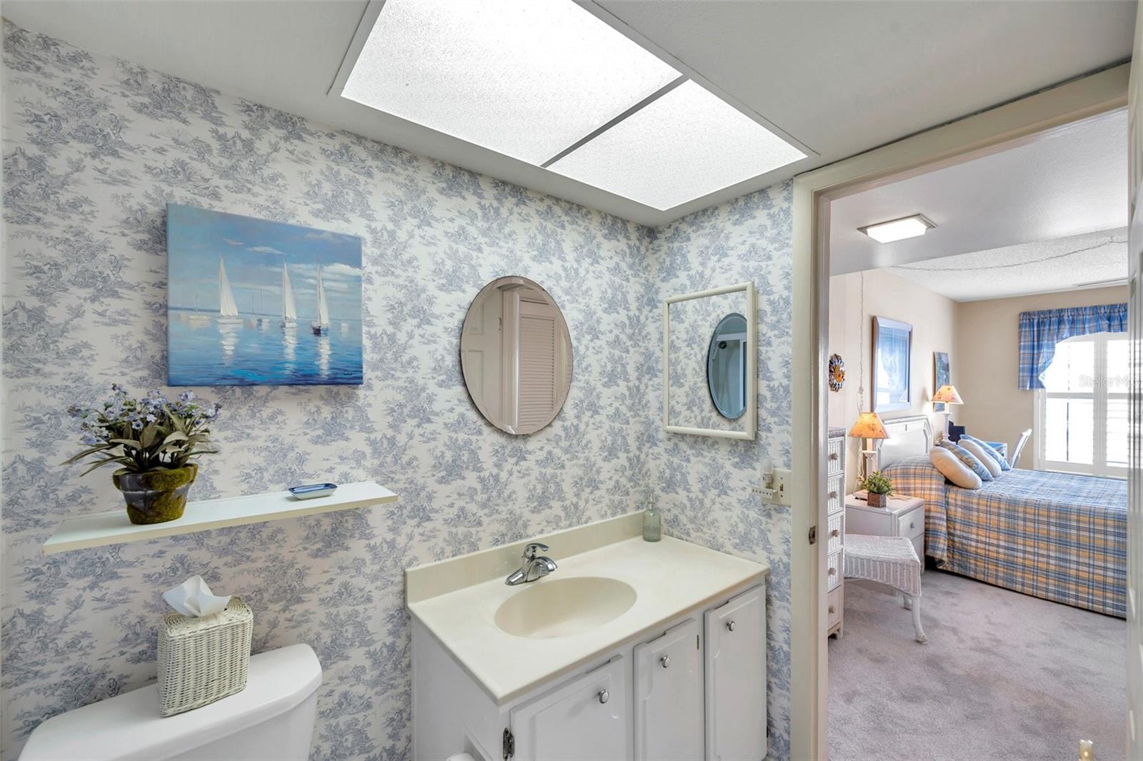 4900 Brittany Dr S #805 Property Photo 21