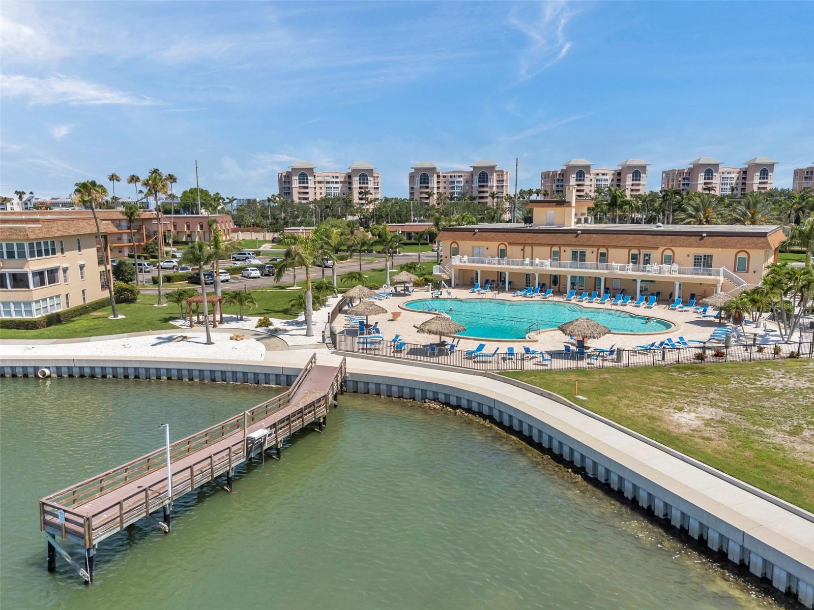 4900 Brittany Dr S #805 Property Photo 28